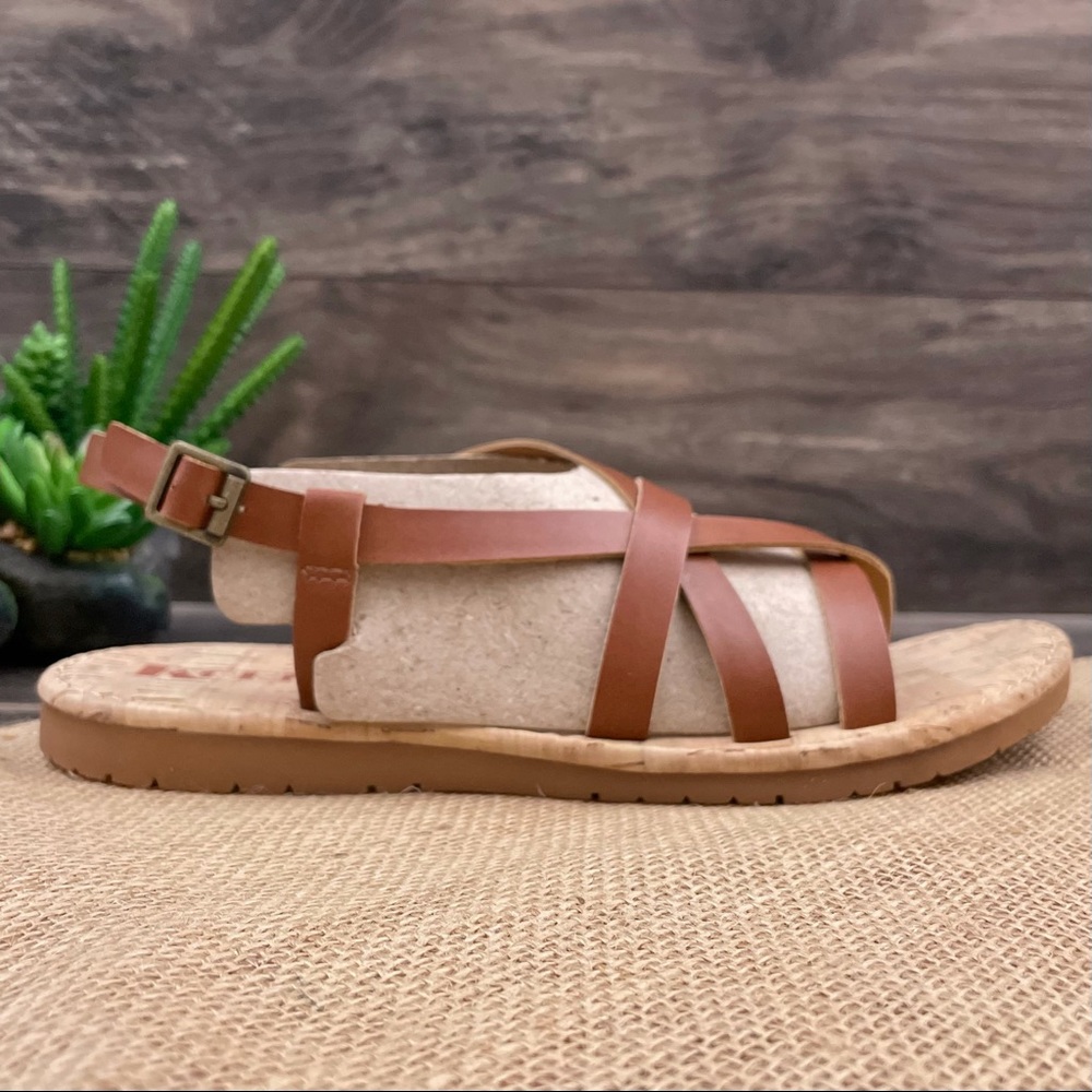 ⛔️SOLD⛔️ NIB Korks Felicity Crisscross Strap Flat Sandal - Picture 5 of 12